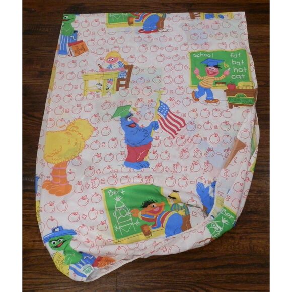 Vintage Marlborough Sesame Street School Apples Twin flat fitted sheet set - Picture 3 of 3